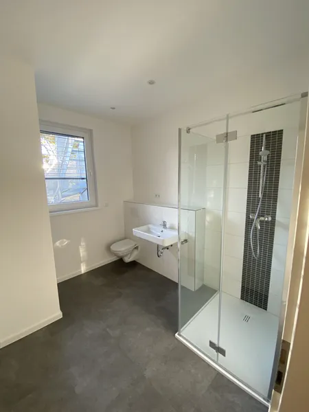 New Penthouse ! Einzigartiges Dachgeschoss mit 3 Zimmern — photo 1